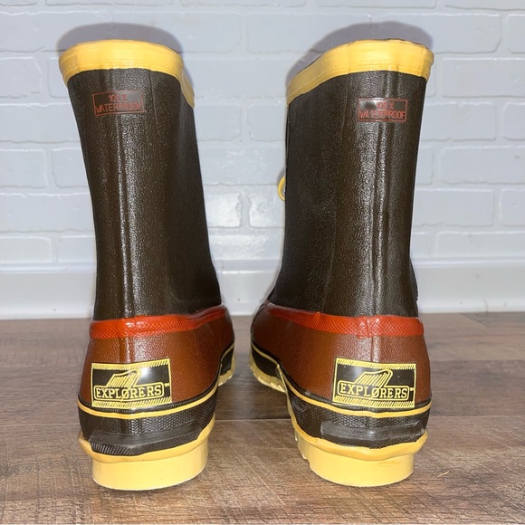 Men’s Vintage Explorers Waterproof Duck Boots - Picture 4 of 16